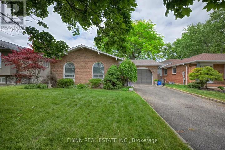33 ADEL DRIVE, St. Catharines (Carlton/Bunting), Ontario L2M6N3