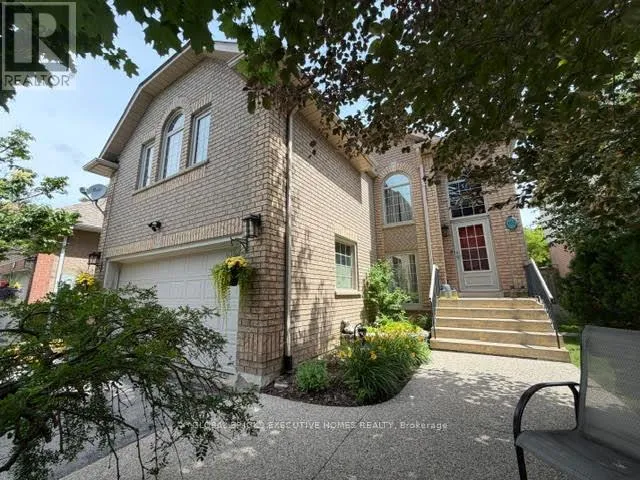 162 BOULDING AVENUE, Hamilton (Waterdown), Ontario L0R2H5