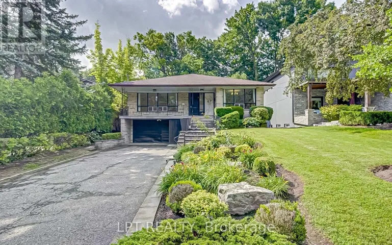 47 WATERLOO AVENUE, Toronto (Bathurst Manor), Ontario M3H3Y1