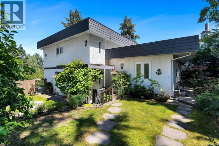 2635 Mill Bay Rd, Mill Bay, British Columbia V8H1C9