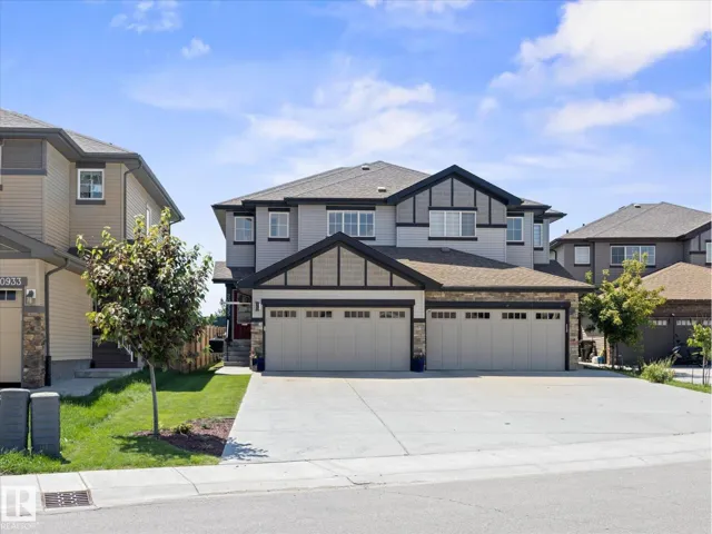 20935 95 AV NW, Edmonton, Alberta T5T7J6
