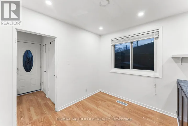 MAIN - 312 PALMERSTON AVENUE, Whitby (Williamsburg), Ontario L1N3E9