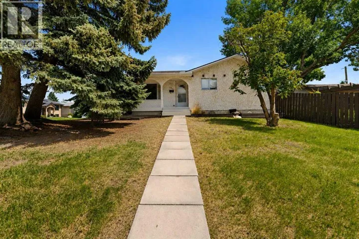 6756 Huntchester Road NE, Calgary, Alberta T2K5E7