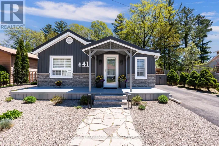 41 LAIDLAW STREET, Wasaga Beach, Ontario L9Z2L2