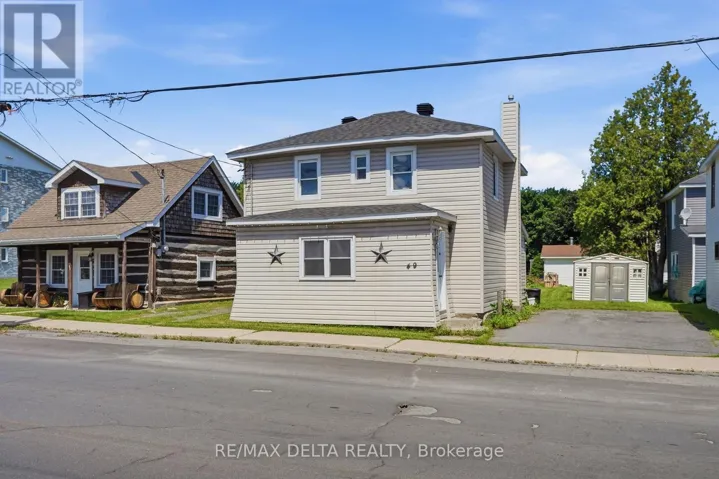 49 LOCHIEL STREET E, North Glengarry, Ontario K0C1A0