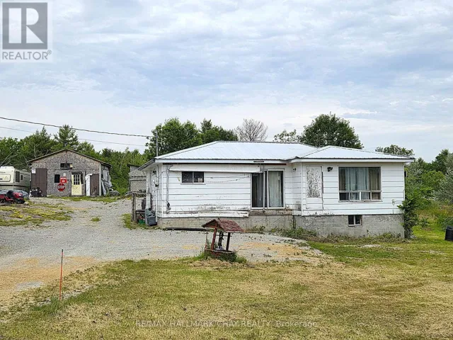 1594 HONEY HARBOUR ROAD, Georgian Bay (Baxter), Ontario L0K1S0