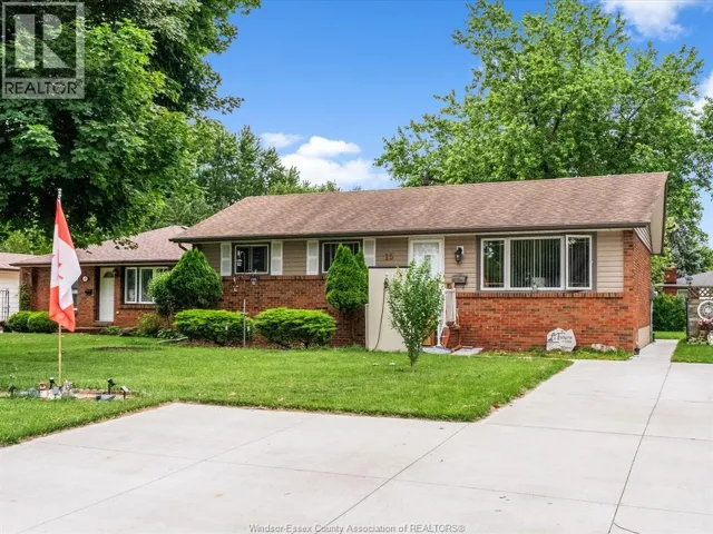 15 RIVIERA, Amherstburg, Ontario N9V3A5