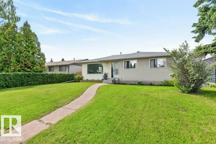 8424 70 ST NW, Edmonton, Alberta T6B1W5