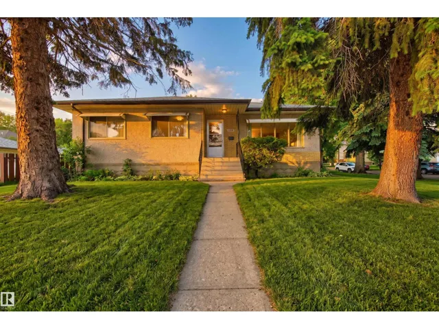 7704 104 AV NW, Edmonton, Alberta T6A0Y3