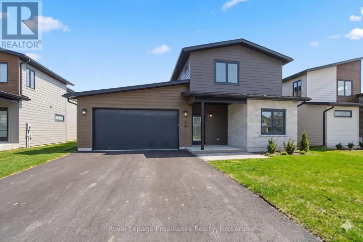 39 FRASER DRIVE, Quinte West (Sidney Ward), Ontario K0K1E0