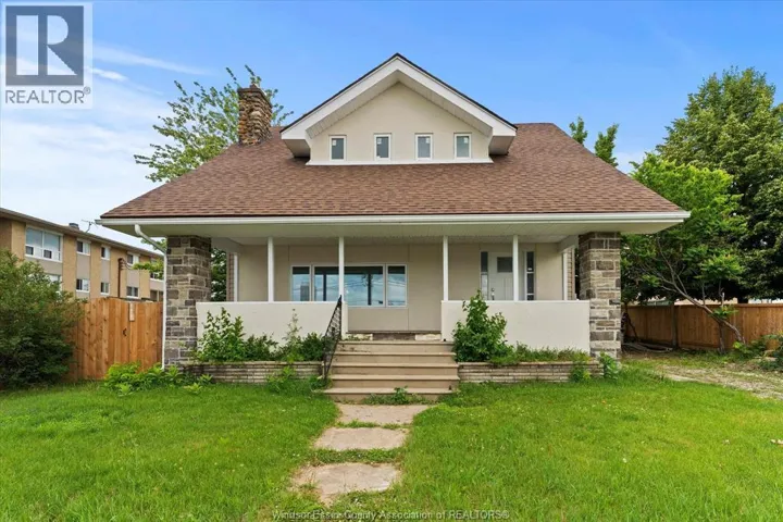 305 ERIE ST S, Leamington, Ontario N8H3C7