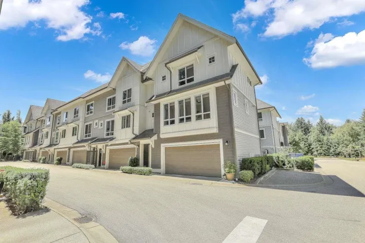 77 9718 161A STREET, Surrey, British Columbia V4N6S7