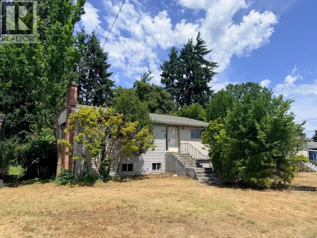 532 Duke St, Nanaimo, British Columbia V9R1K1