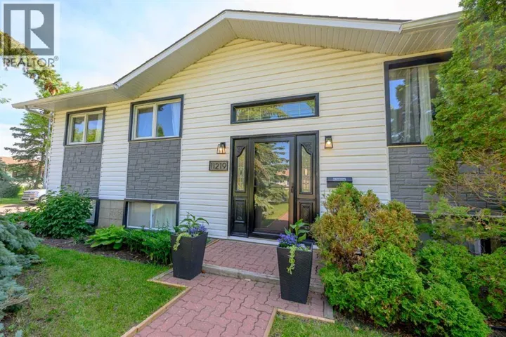 11219 92B Street, Grande Prairie, Alberta T8V3G8