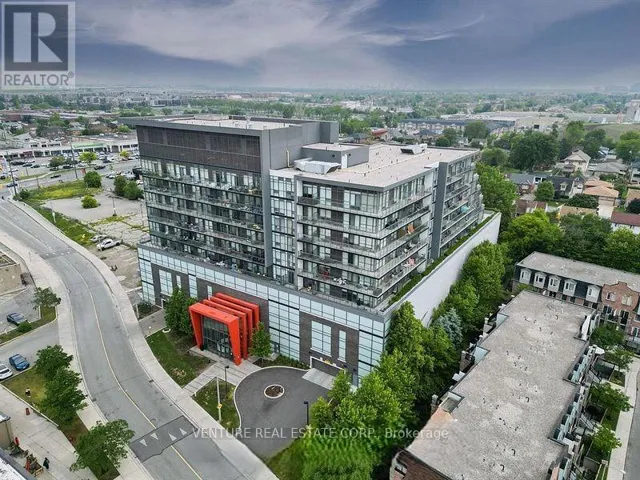 824 - 15 JAMES FINLAY WAY, Toronto (Downsview-Roding-CFB), Ontario M3M0B3