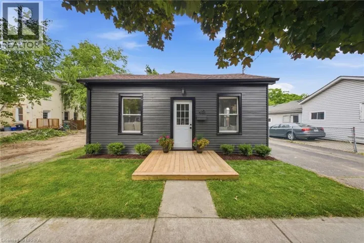 49 PEARL Street, Brantford, Ontario N3T3N5