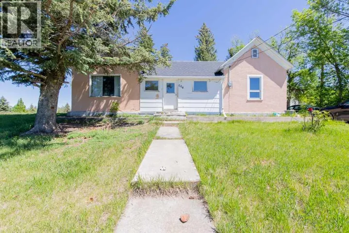 664 1 Street W, Cardston, Alberta T0K0K0