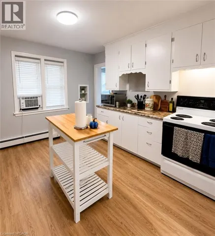 54 WALTER Street, Kitchener, Ontario N2G1S1