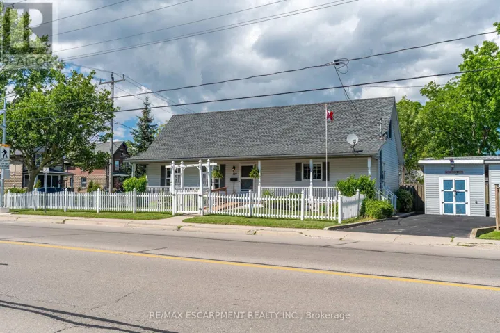339 MAIN STREET W, Haldimand (Dunnville), Ontario N1A1W3