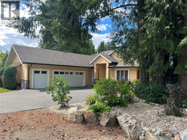 2491 Golf Course Drive, Blind Bay, British Columbia V0E1H2