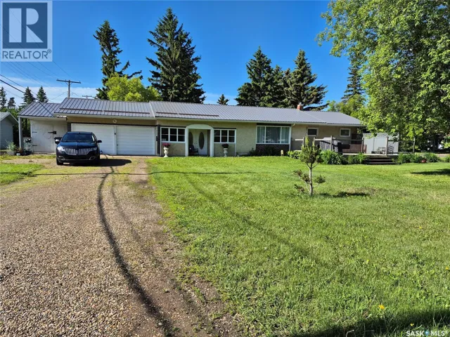 300 Dion AVENUE, Cut Knife, Saskatchewan S0M0M0
