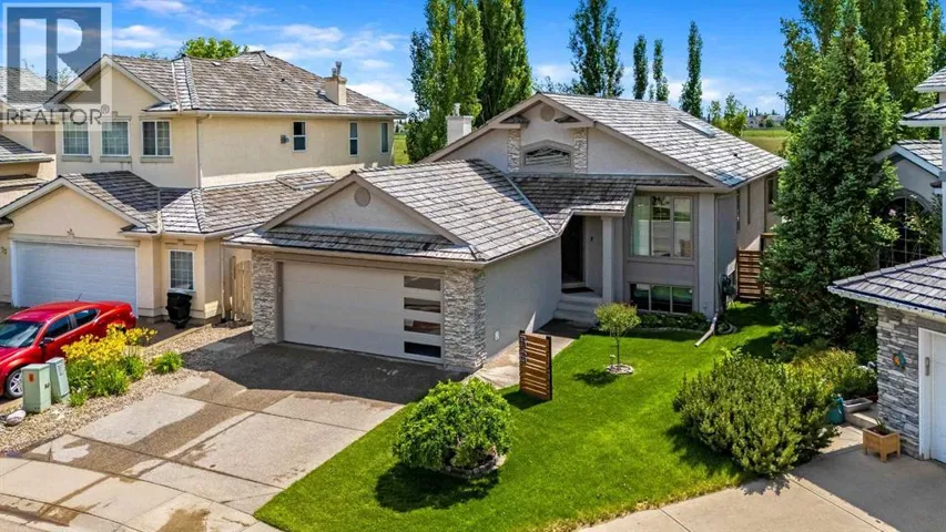 66 Mt Gibraltar Heights SE, Calgary, Alberta T2Z3R3