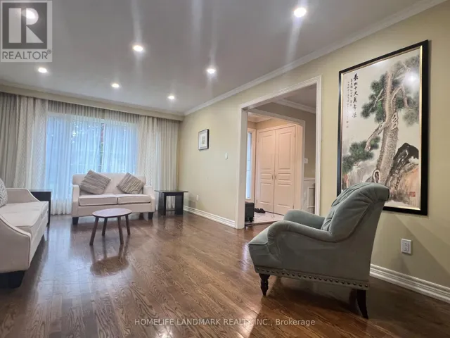 84 ABBEYWOOD TRAIL, Toronto (Banbury-Don Mills), Ontario M3B3B5