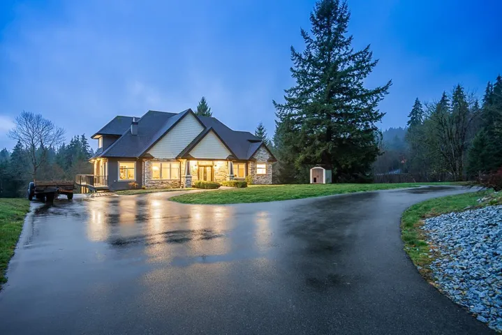 10228 STAVE LAKE ROAD, Mission, British Columbia V2V0B5