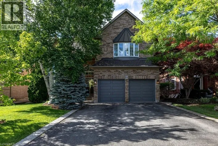 126 DAVIDSON Boulevard, Dundas, Ontario L9H7M5
