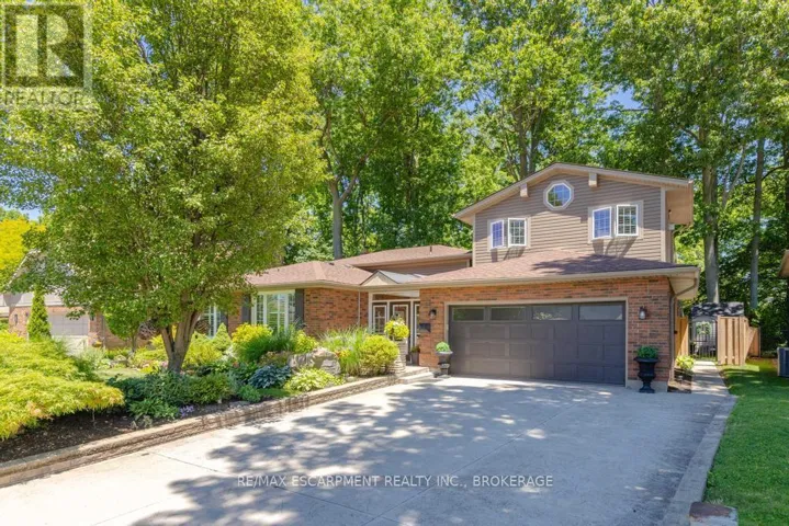 26 BUTLER CRESCENT, St. Catharines (Lakeshore), Ontario L2M7B3