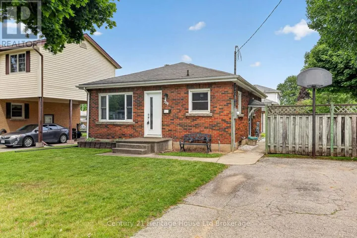 209 BUTLER STREET, Woodstock (Woodstock - South), Ontario N4S3A8