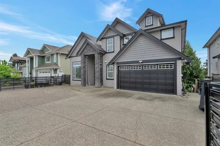 7 3363 HORN STREET, Abbotsford, British Columbia V2S7B3
