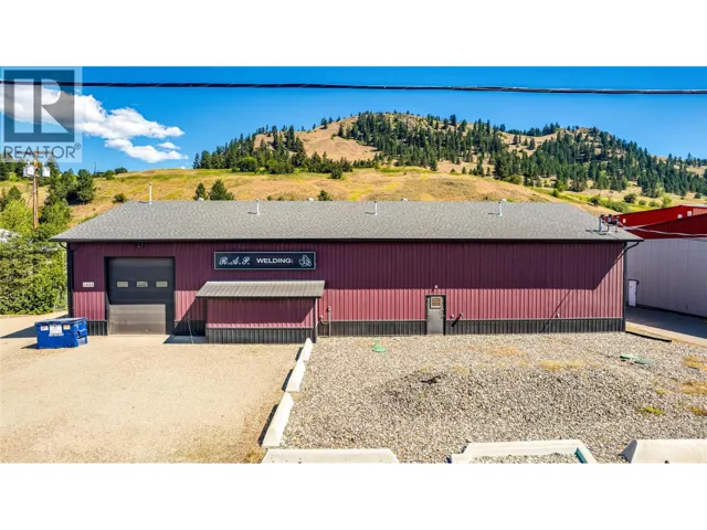1453 Dyffryn Road, Lumby, British Columbia V0E2G0