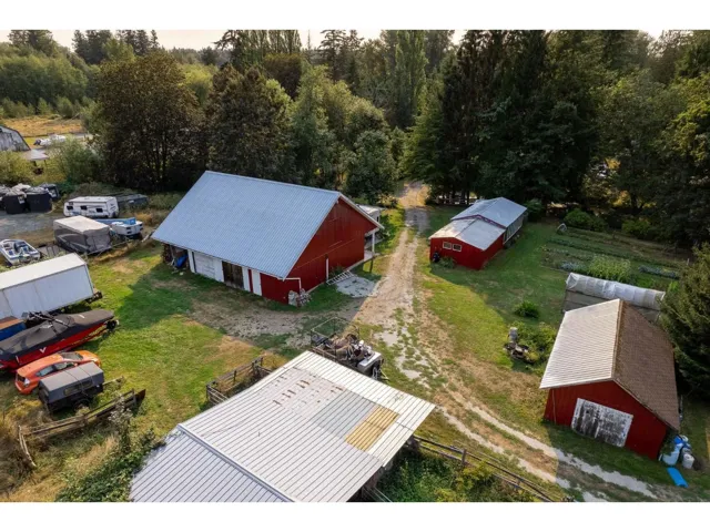 2916 184 STREET, Surrey, British Columbia V2Z9V2