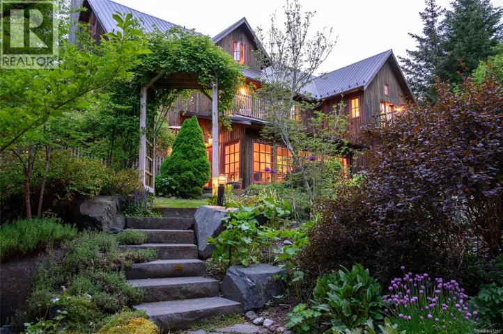 169 Armand Way, Salt Spring, British Columbia V8K2B6