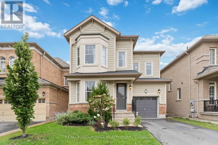 28 BABCOCK STREET, Hamilton (Waterdown), Ontario L8B0S6