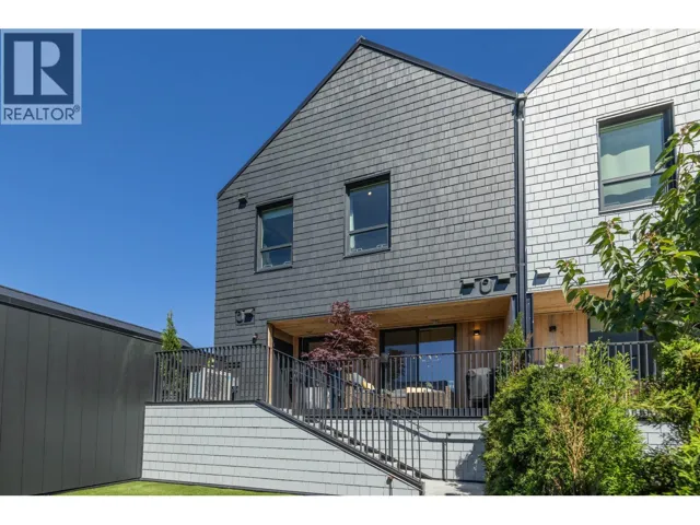 35 6340 MARKET AVENUE, Tsawwassen, British Columbia V4L0B1