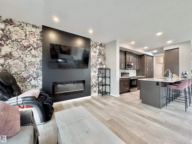 302 BALSAM LI, Leduc, Alberta T9E1L2