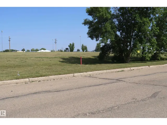 4210 50A Ave, Stettler Town, Alberta T4K1A2