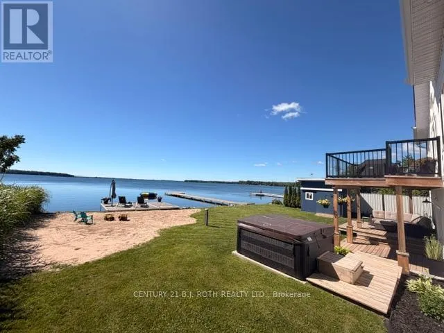 1931 WOODS BAY ROAD, Severn, Ontario L3V0V7