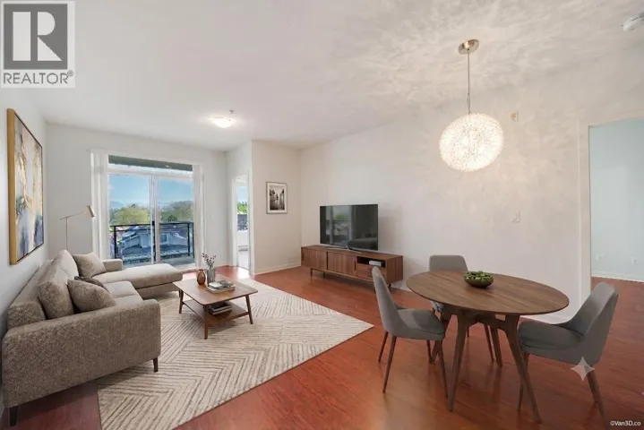 329 2239 KINGSWAY, Vancouver, British Columbia V5M2Z5