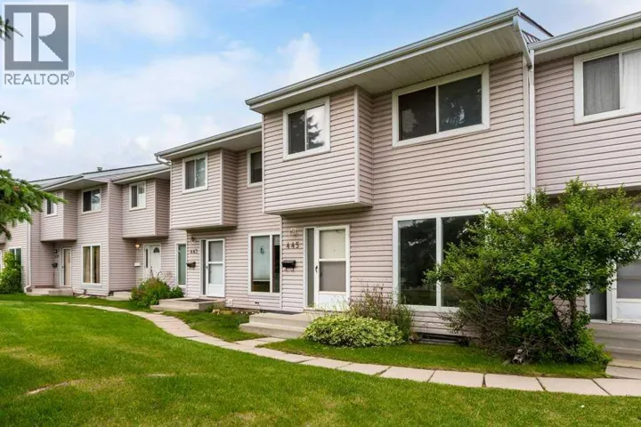 445 40 Street NE, Calgary, Alberta T2A6S1