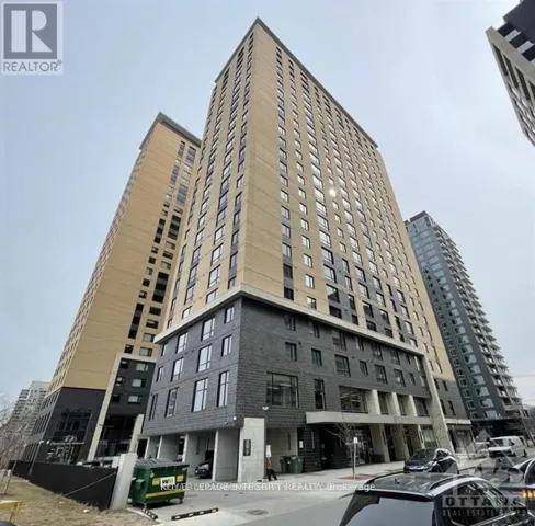 2318 - 105 CHAMPAGNE AVENUE, Ottawa, Ontario K1S4P3