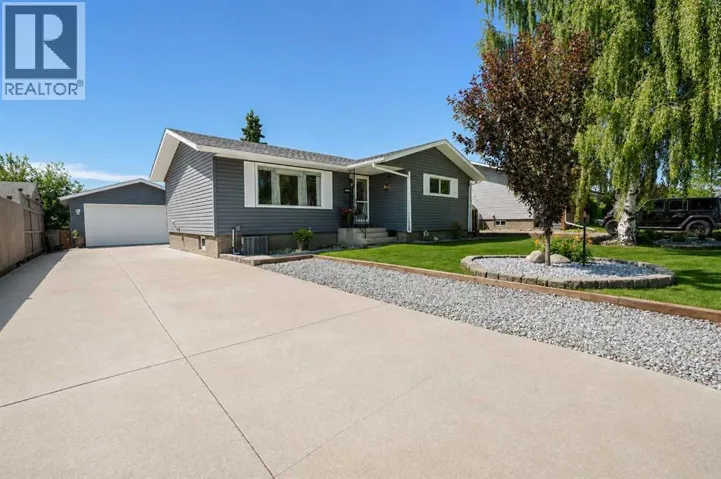 9209 111 Avenue, Grande Prairie, Alberta T8V3L7