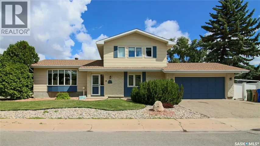66 Sommerfeld DRIVE, Regina, Saskatchewan S4V0C5