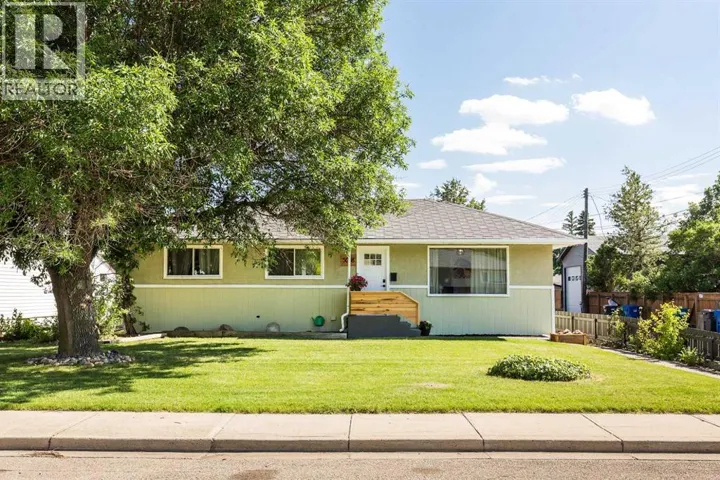 3008 11 Avenue S, Lethbridge, Alberta T1K0L8