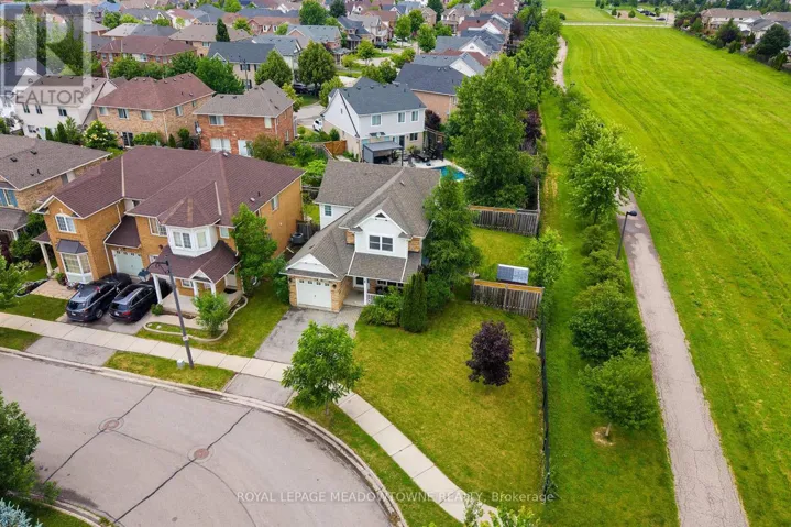 774 IRVING TERRACE, Milton (BE Beaty), Ontario L9T6H2