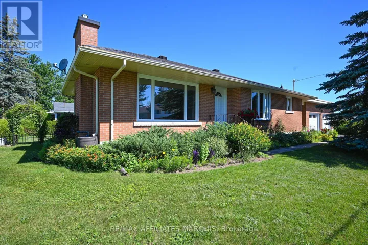 7 ONTARIO STREET, Smiths Falls, Ontario K7A4K6