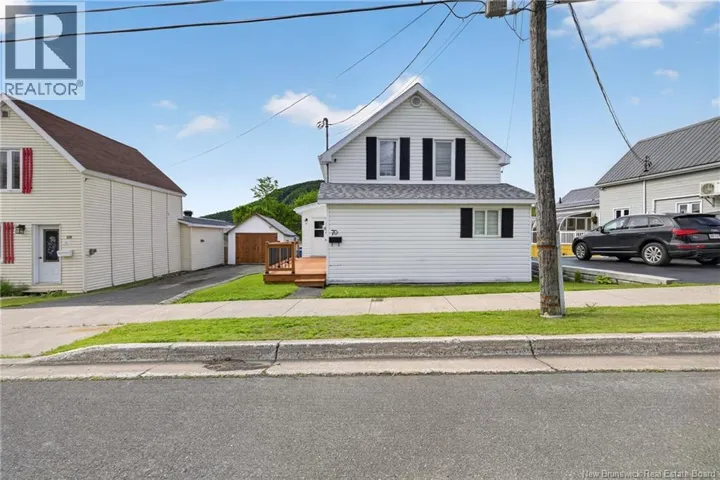 70 Duncan, Campbellton, New Brunswick E3N2K9