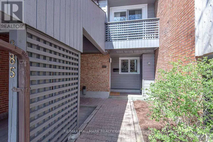 285 BRUYERE STREET, Ottawa, Ontario K1N5E5